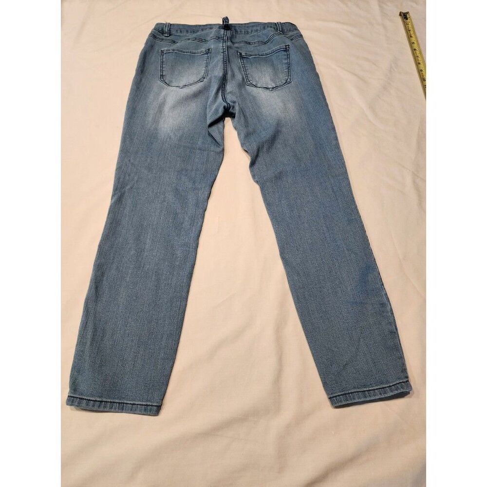 D Jeans - Picture 4 of 5